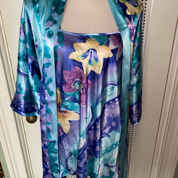 Vintage California Dynasty Nightgown Set - Picture 6 of 9